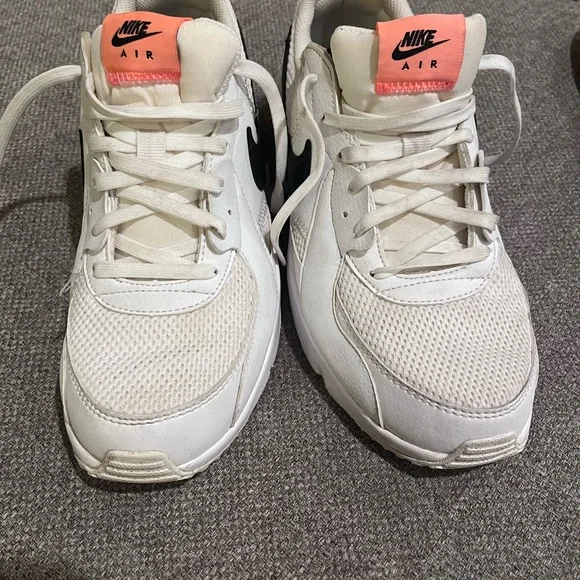 Nike Air Max Excee White Black Atomic Pink Women's Sz 10 Shoes DH1086-100 - Picture 5 of 6